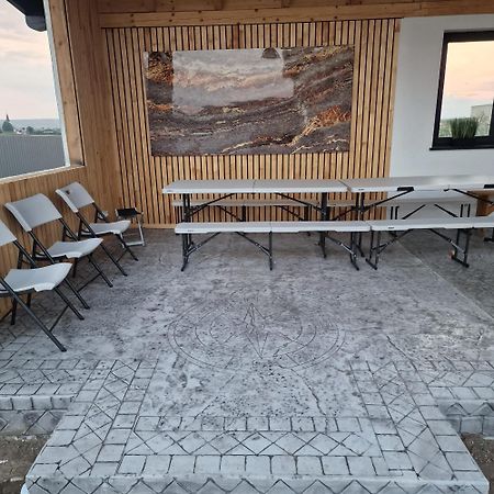 Willa Sunny House Suczawa Zewnętrze zdjęcie