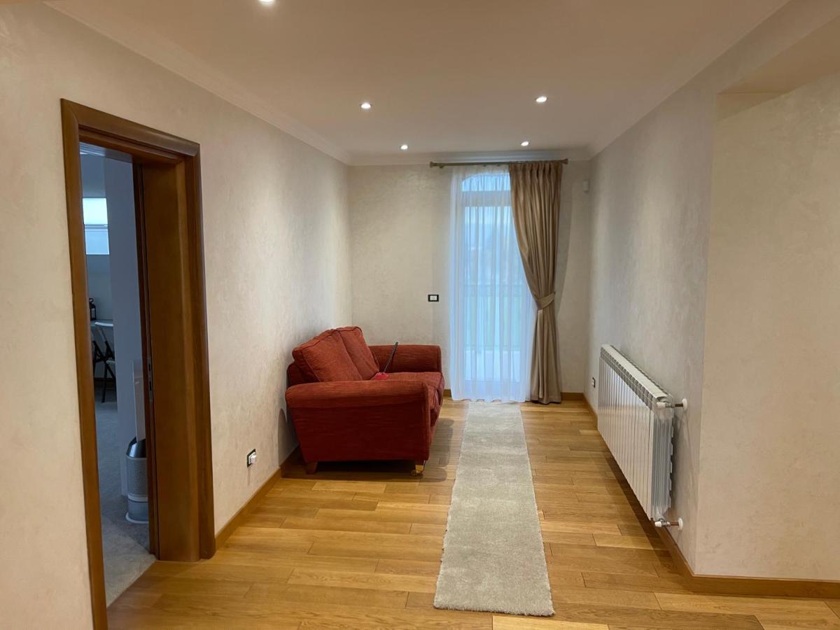 Willa Sunny House Suczawa Zewnętrze zdjęcie