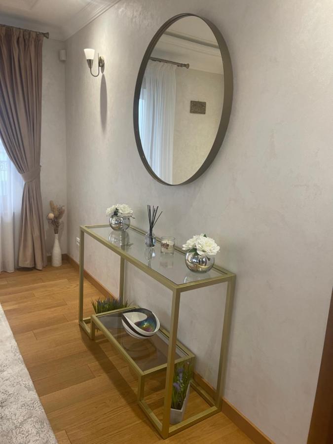 Willa Sunny House Suczawa Zewnętrze zdjęcie