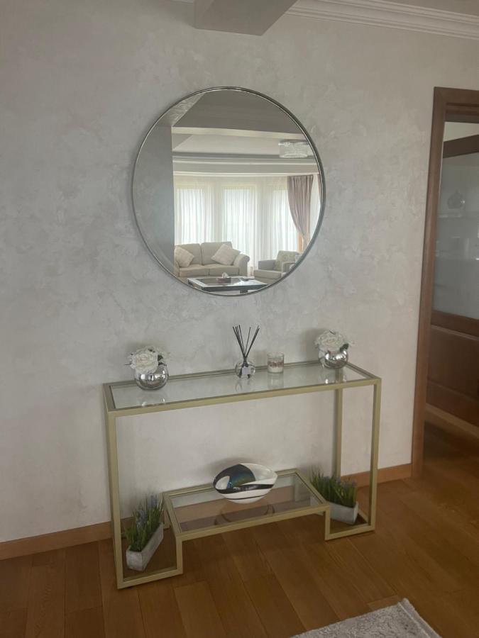 Willa Sunny House Suczawa Zewnętrze zdjęcie