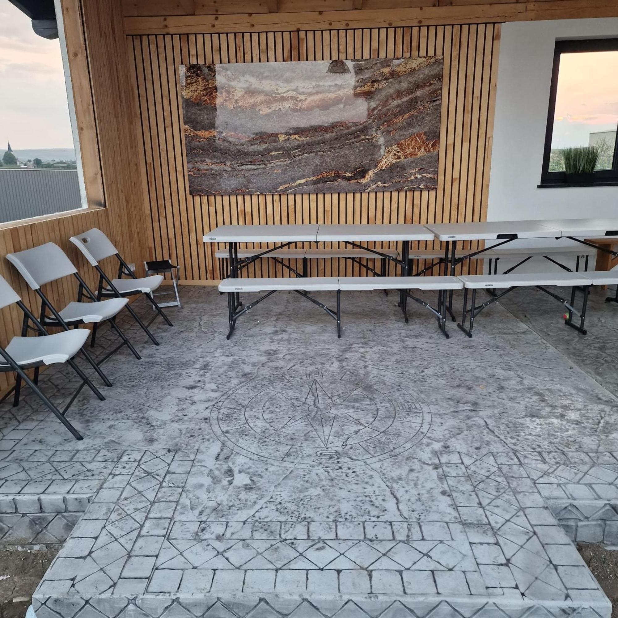 Willa Sunny House Suczawa Zewnętrze zdjęcie