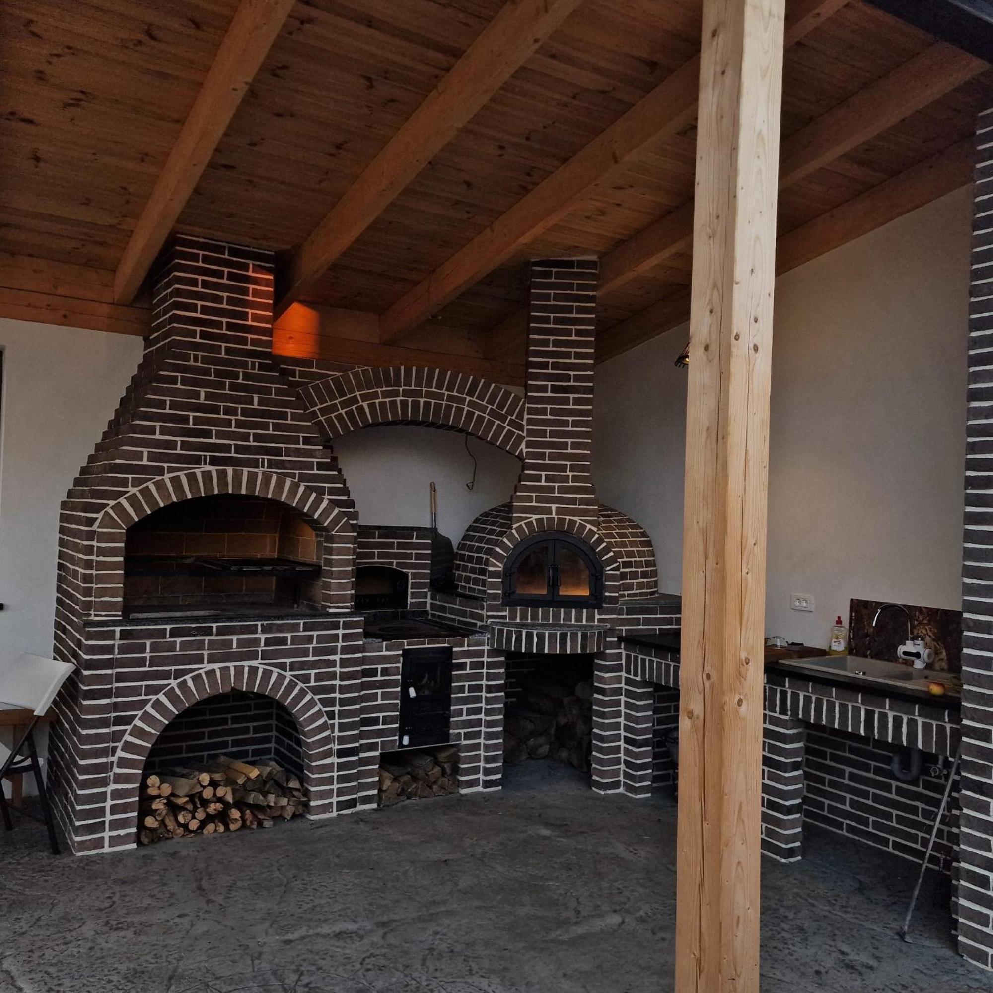 Willa Sunny House Suczawa Zewnętrze zdjęcie